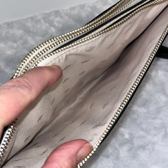 kate spade Lucky Draw Queen of Spades Card Crossbody Bag - Picture 15 of 17